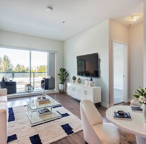 Cozy Maple Ridge Gem