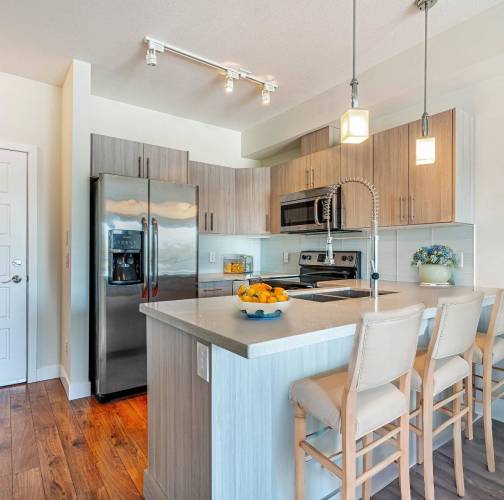 Cozy Maple Ridge Gem
