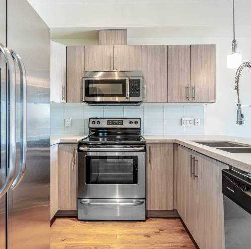 Cozy Maple Ridge Gem